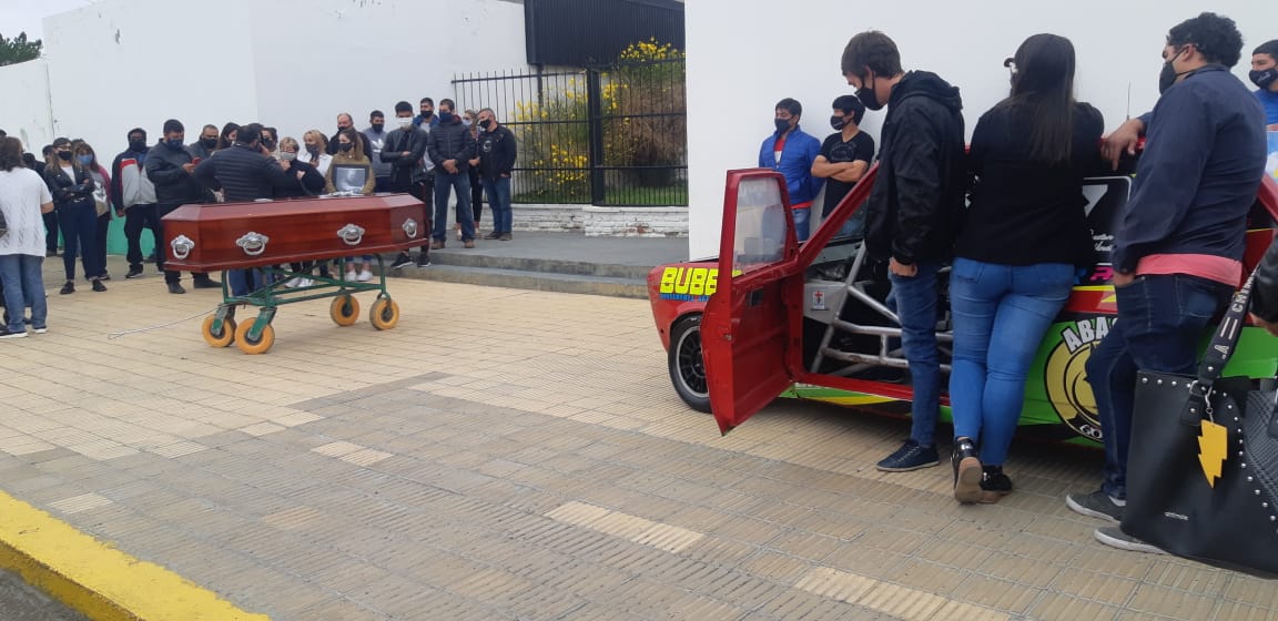 Video. Con el ruido de motores, homenajearon y despidieron a Rodolfo “Rodo” Giurgiovich