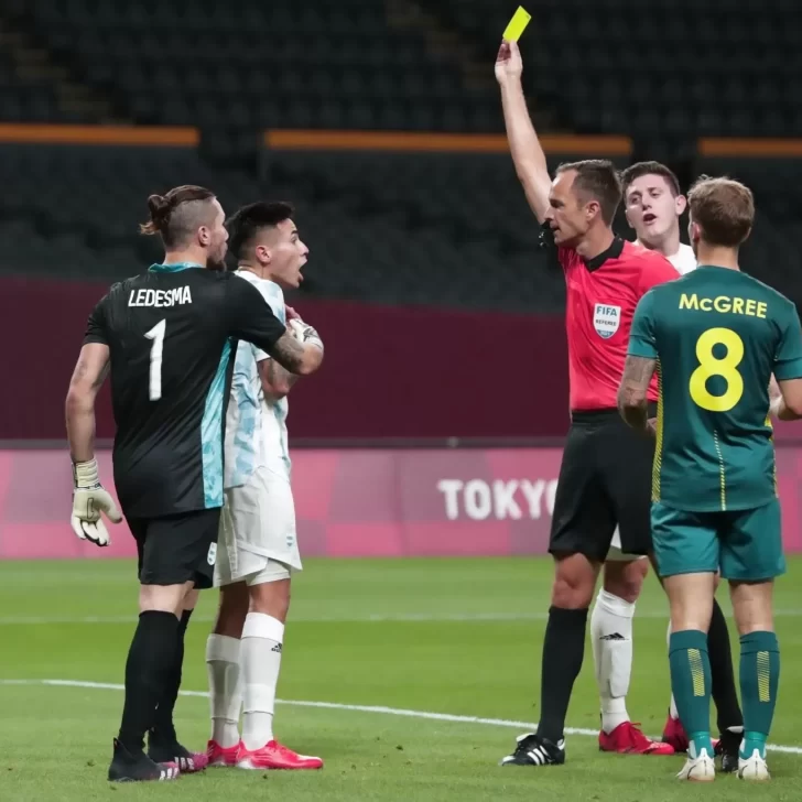 Video. La insólita expulsión a Francisco Ortega que dejó con diez a la Argentina en su debut en Tokio 2020
