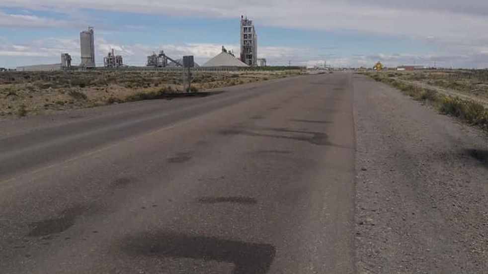 Pico Truncado: un vuelco en ruta, deja un muerto como saldo