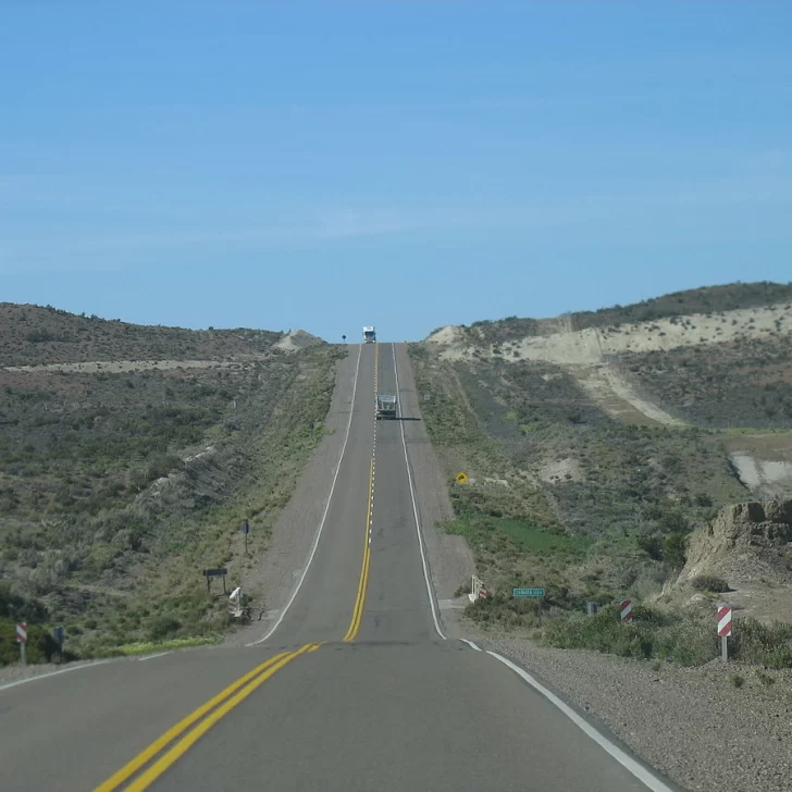 Varados en otras provincias podrán volver en auto hasta el martes Varados en otras provincias podrán volver en auto hasta el martes