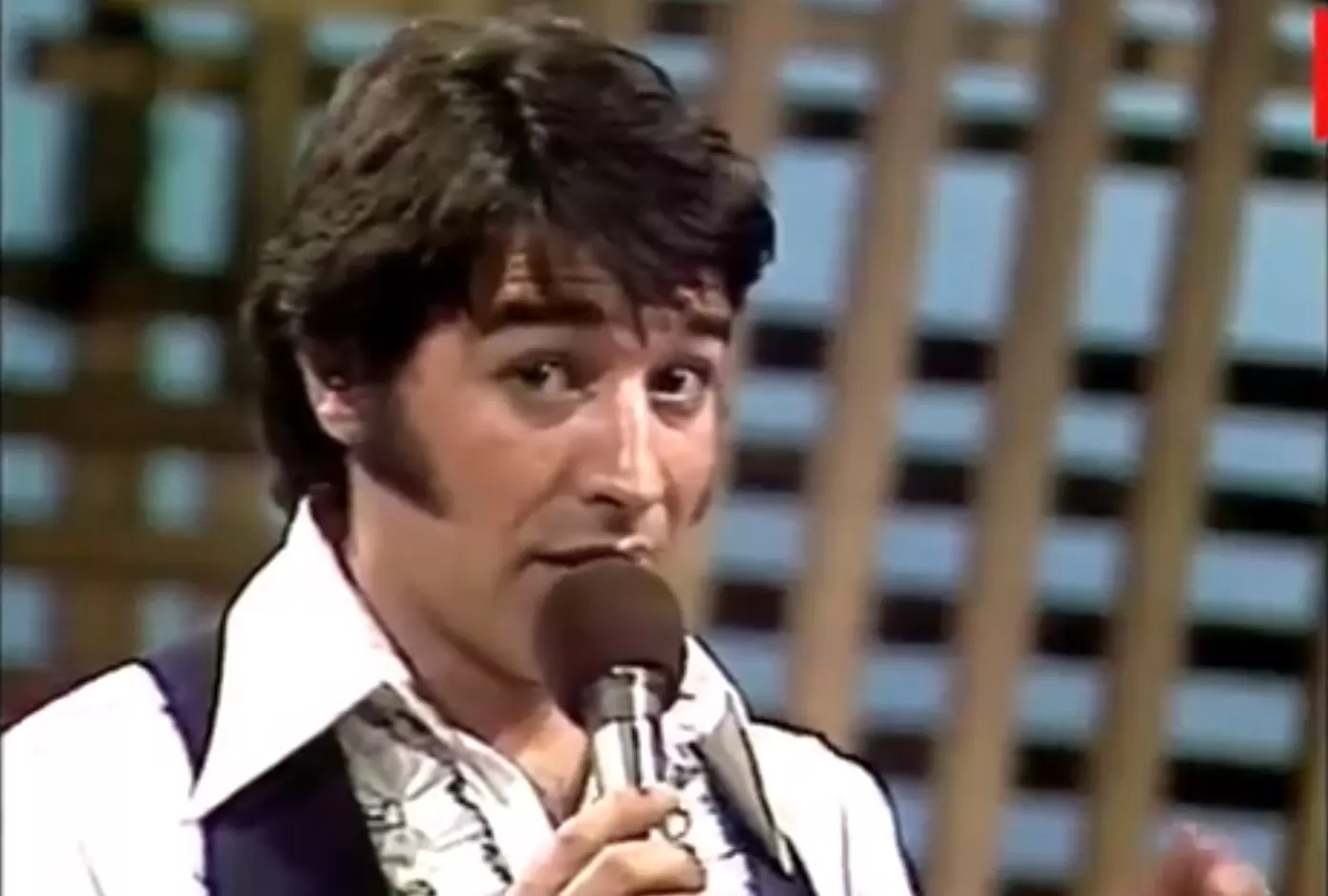 Video. “Al final, votas a un radical”: Olga Garaventa, la viuda de Sandro, se enojó con Guillermo Moreno por utilizar la imagen del artista en un spot para las Elecciones 2021 Video. “Al final, votas a un radical”: Olga Garaventa, la viuda de Sandro, se enojó con Guillermo Moreno por utilizar la imagen del artista en un spot para las Elecciones 2021