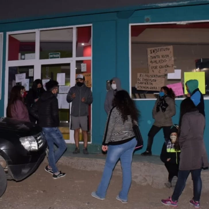 El Instituto Santa Rita se defiende pero admite irregularidades El Instituto Santa Rita se defiende pero admite irregularidades