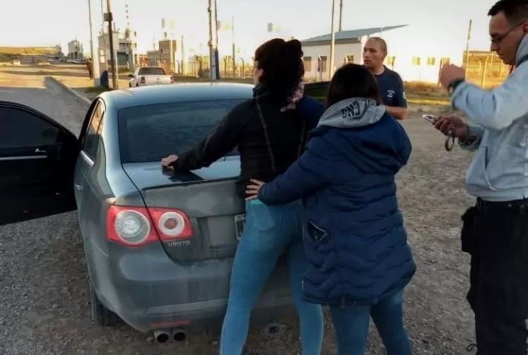 Atraparon a “La Pochola”, una mujer acusada de “sextorsión”: la Fiscalía pide a las víctimas tener “sentido común”