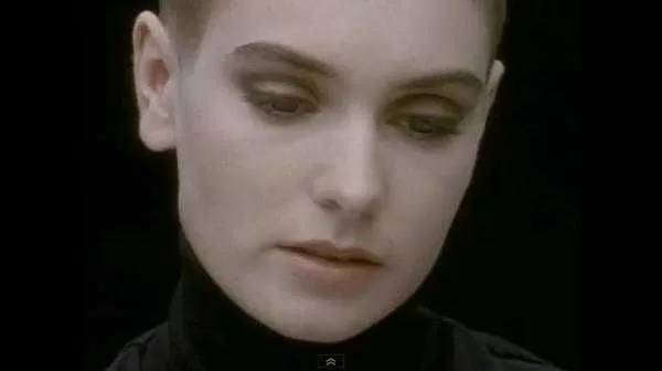Sinéad O’Connor anunció su retiro de la música: de cantar baladas a ser “cancelada” en la industria