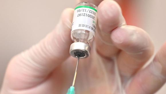 Especialistas avalaron decisión del Gobierno de diferir segunda dosis de la vacuna contra coronavirus
