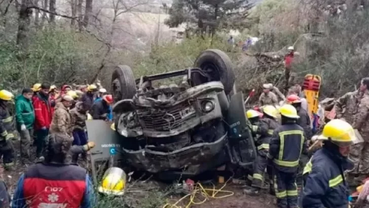 Decretaron duelo en Neuquén por la muerte de los soldados en el trágico vuelco de un camión