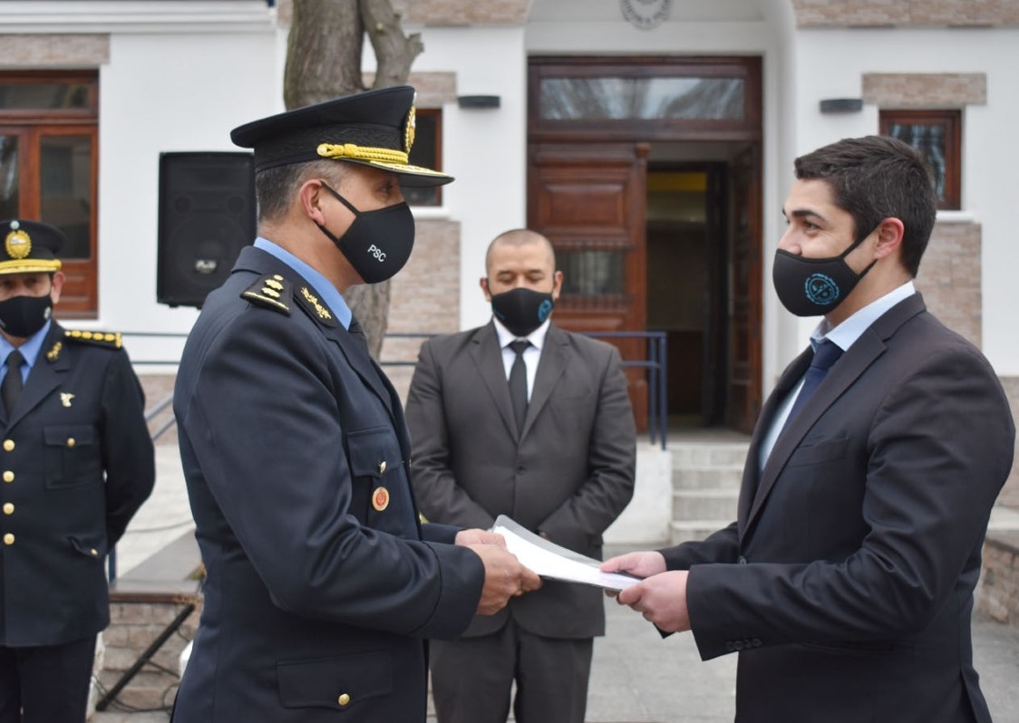 El comisario mayor José Luis Oyarzún asumió como jefe de la Policía Judicial e Investigaciones El comisario mayor José Luis Oyarzún asumió como jefe de la Policía Judicial e Investigaciones