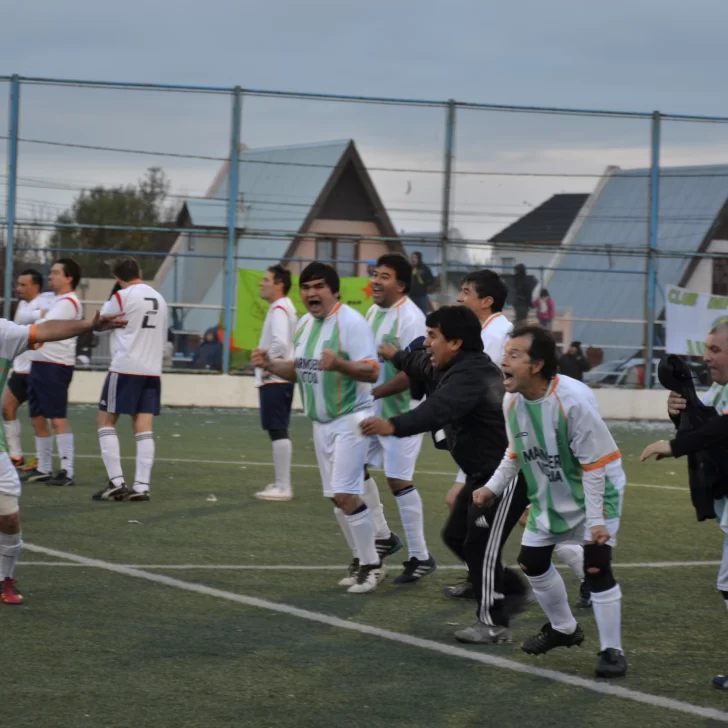 La categoría Super Sénior de la Liga de los Barrios vuelve al ruedo durante esta semana