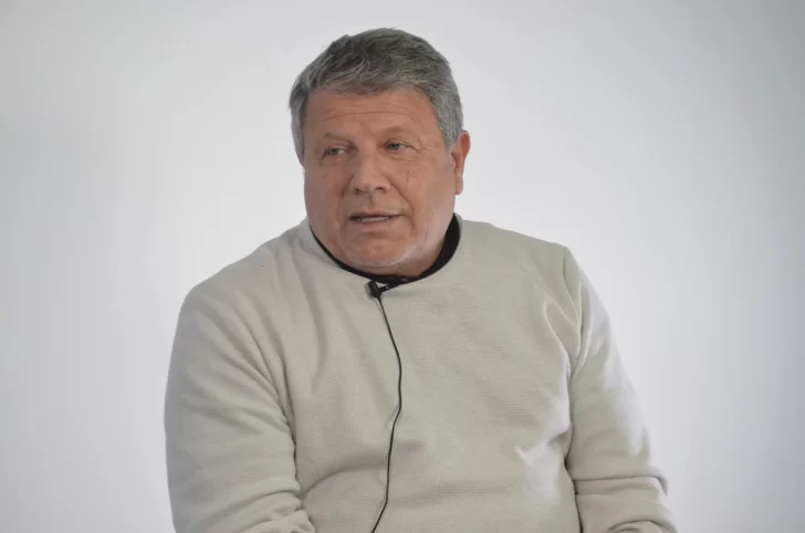 Video. Rubén “Tano” Salerno visitó La Opinión Austral y se ilusionó: “Ojalá vuelva el automovilismo grande a Río Gallegos”