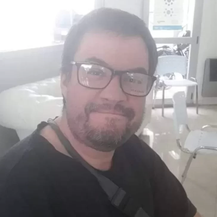 Murió un taxista de 43 años y piden la vacuna para los choferes