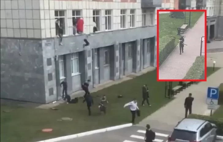 Impactantes videos: un estudiante entró con un arma a su universidad y mató al menos a ocho personas
