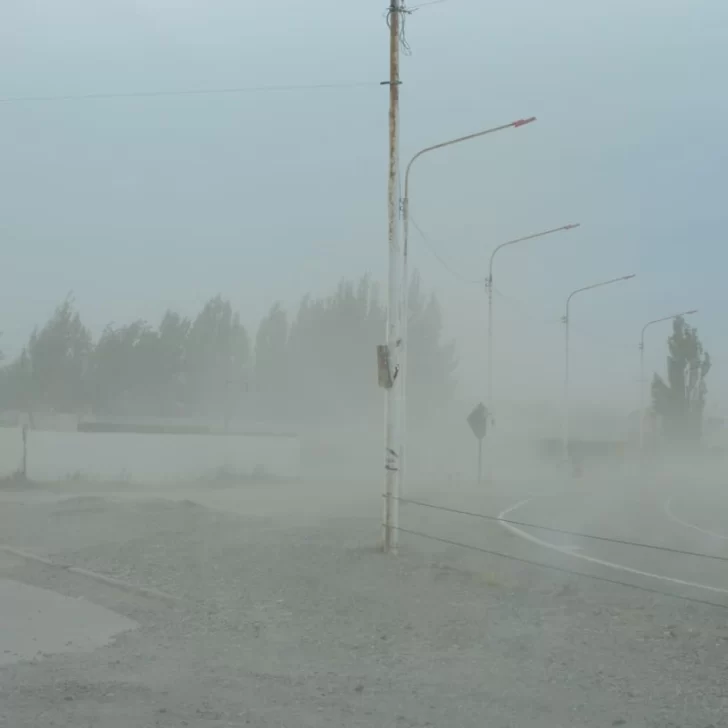 Video. Fortísimo temporal de viento generó una tormenta de tierra en Río Gallegos