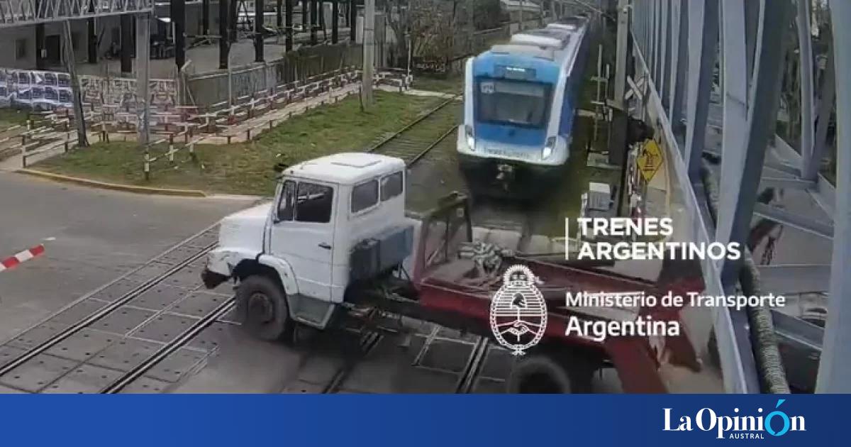 Video El Impactante Momento En Que El Tren De La L Nea Roca Choc