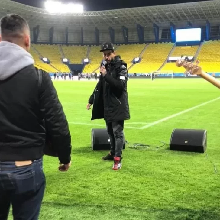 Video. Copa Maradona en Arabia Saudita: Ulises Bueno hizo la prueba de sonido Video. Copa Maradona en Arabia Saudita: Ulises Bueno hizo la prueba de sonido