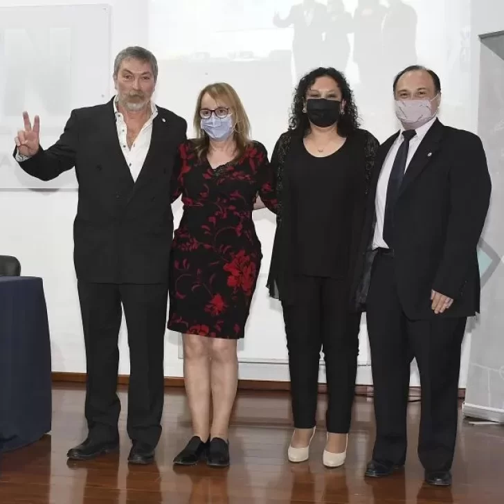 Alicia Kirchner participó del acto de asunción de las autoridades de la UTN de Santa Cruz
