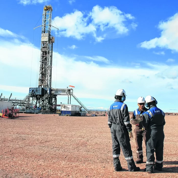 YPF marca nuevo récord en producción shale y consolida avances del Plan 4×4 YPF marca nuevo récord en producción shale y consolida avances del Plan 4×4