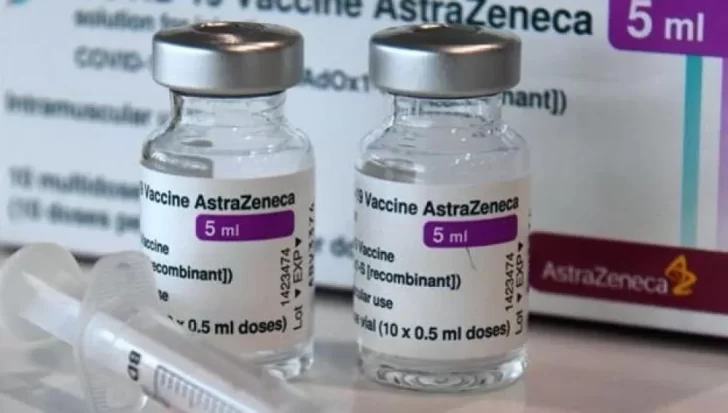 Más de 930 mil vacunas Astrazeneca producidas con México llegarán el próximo lunes a la Argentina