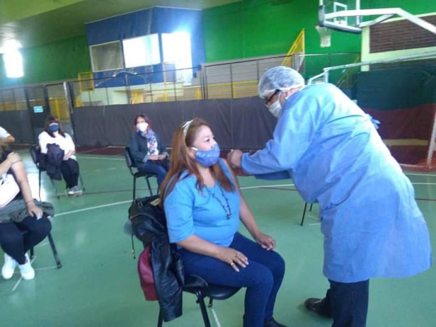 Educación confirmó que “es inminente la vacunación en las localidades con transmisión comunitaria” Educación confirmó que “es inminente la vacunación en las localidades con transmisión comunitaria”