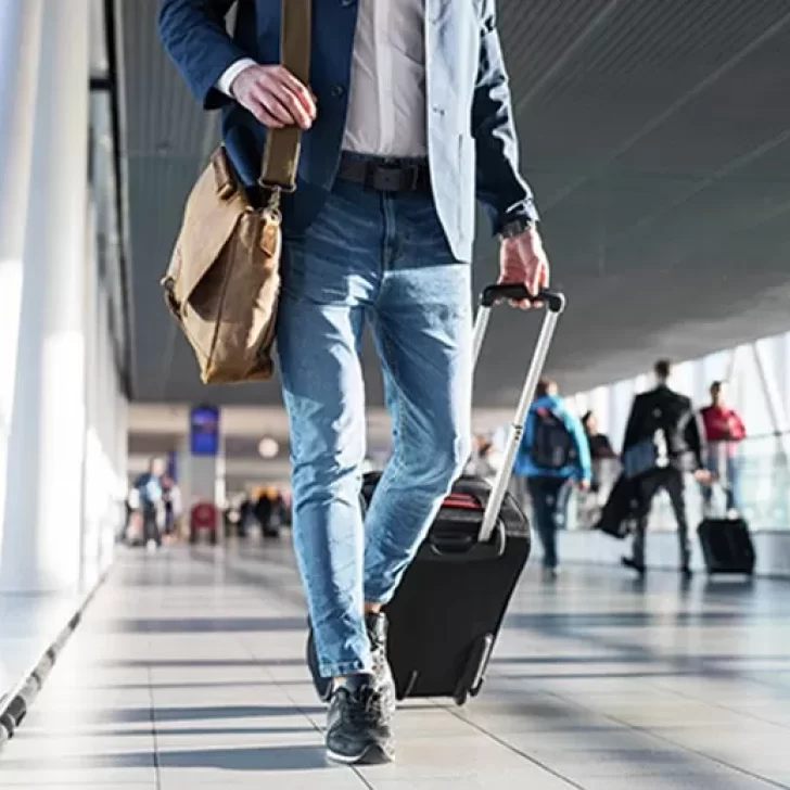 Vacaciones 2022: ¿Cómo armar una valija y que entre todo?