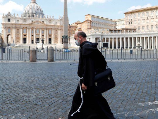 En el Vaticano, ya se vacunan contra el coronavirus