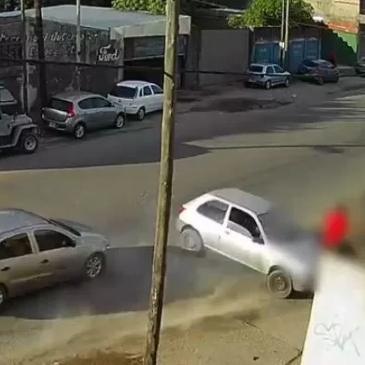 Impactante video: un conductor borracho provocó que otro atropelle y mate a un mecánico en Burzaco