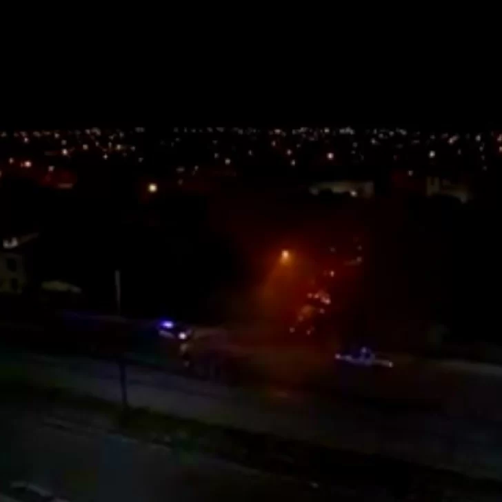 Video: así se vio desde el cielo el voraz incendio de la vivienda del barrio Evita