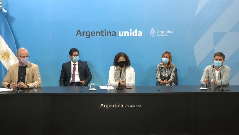 Carla Vizzotti dio una conferencia tras reunión del Consejo Federal de Salud con ministros del país