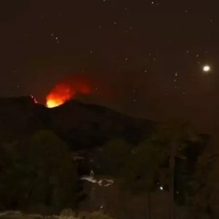 Reportaron erupciones en el volcán Copahue ubicado en la frontera entre Argentina y Chile Reportaron erupciones en el volcán Copahue ubicado en la frontera entre Argentina y Chile