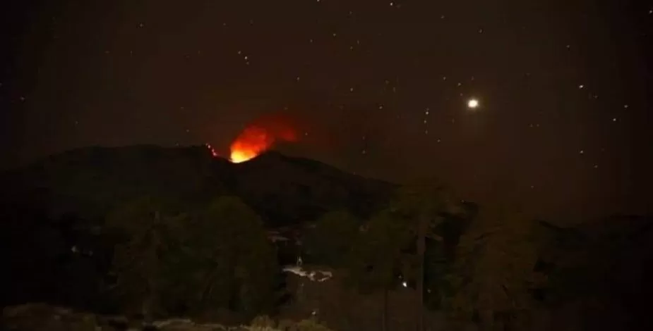 Reportaron erupciones en el volcán Copahue ubicado en la frontera entre Argentina y Chile Reportaron erupciones en el volcán Copahue ubicado en la frontera entre Argentina y Chile
