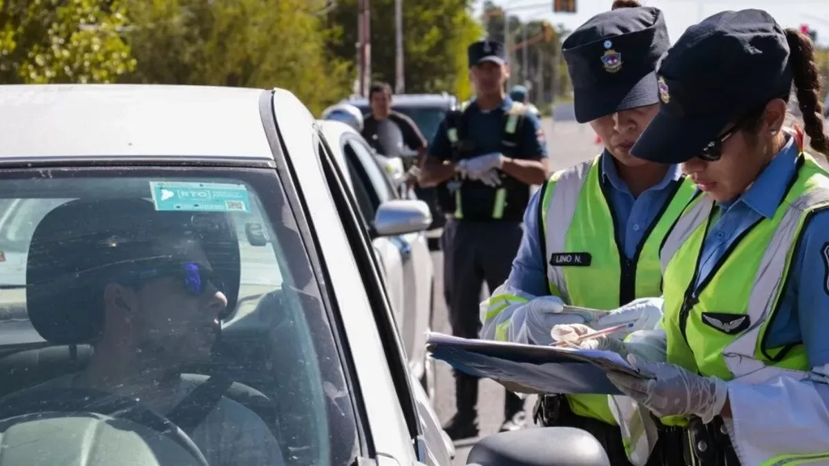 Vacaciones 2022: ¿Qué permisos o requisitos piden para ingresar en cada provincia? Vacaciones 2022: ¿Qué permisos o requisitos piden para ingresar en cada provincia?