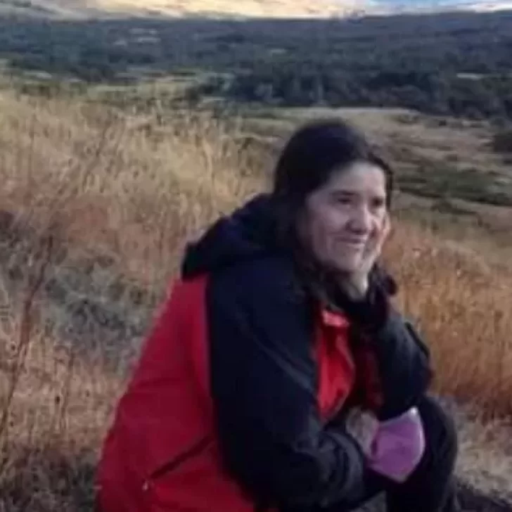 Misteriosa desaparición de una jubilada de Río Gallegos: dejó su auto abierto con $20.000 y las luces de la casa prendidas Misteriosa desaparición de una jubilada de Río Gallegos: dejó su auto abierto con $20.000 y las luces de la casa prendidas