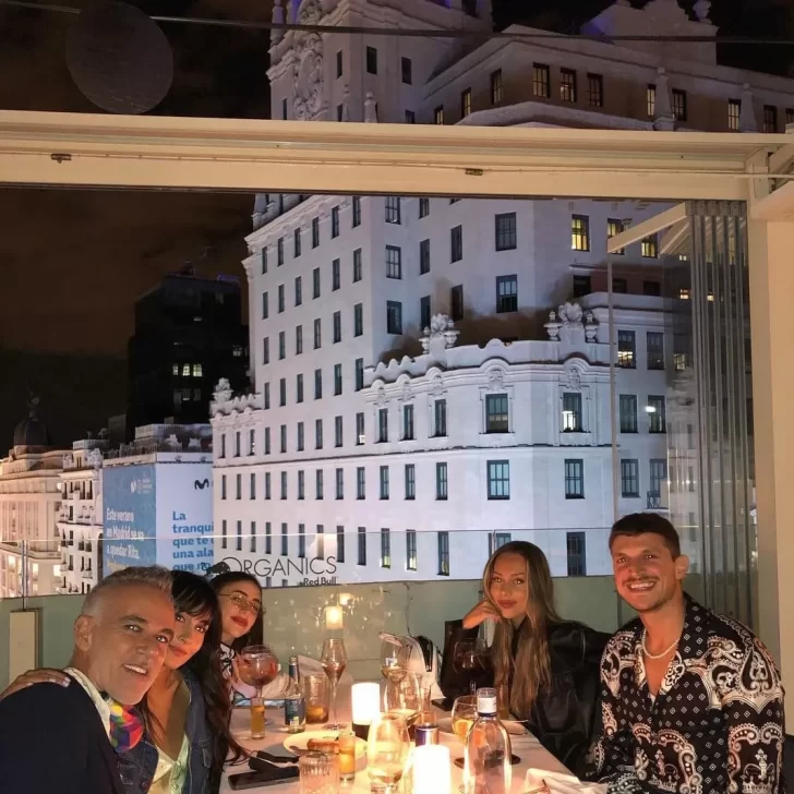 Aitana, Ester Expósito y Nicky Nicole juntas en Madrid Aitana, Ester Expósito y Nicky Nicole juntas en Madrid