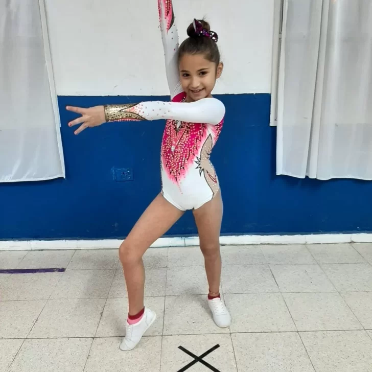 La gimnasta de Caleta Olivia, Sofía Moreno clasificó a la final del TIGA 2021