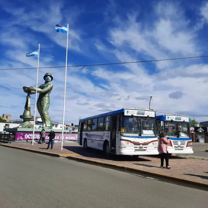 Llegaron los colectivos nuevos de Urbano S.E. a Caleta Olivia y el boleto costará 50 pesos
