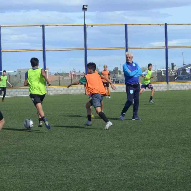 ¡Mirá las fotos! Racing probó jugadores categorías 2004 a 2009 en Boca de Río Gallegos ¡Mirá las fotos! Racing probó jugadores categorías 2004 a 2009 en Boca de Río Gallegos