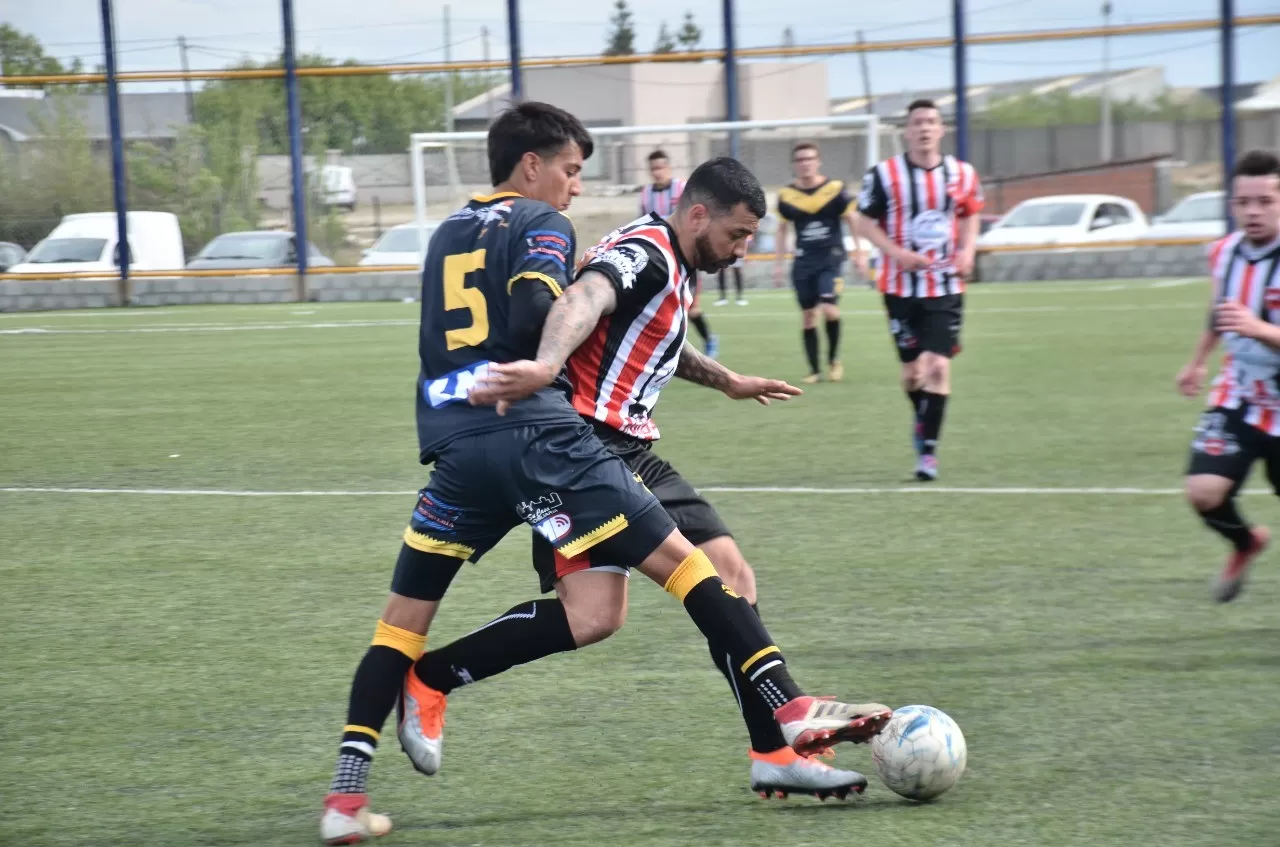Liga de Fútbol Sur: Escorpión igualó ante Ferro y continúa puntero del Clausura