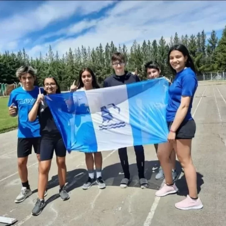 Juegos EPaDe: Con atletas del Club Vial de Río Gallegos, la selección de Santa Cruz partió a La Pampa