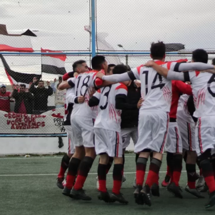 Copa Ciudad: Unión Petroleros Privados venció a El Cóndor y gritó campeón
