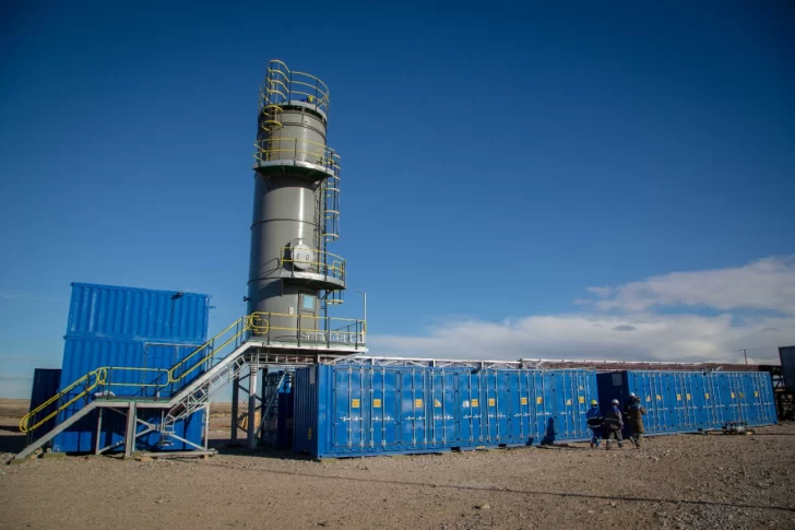 YPF cerró el 2020 con récord en producción de petróleo en el yacimiento Manantiales Behr