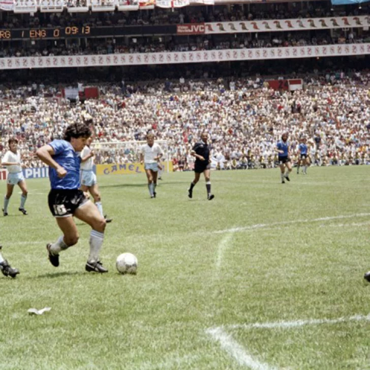 El gol del Siglo: todo el talento de Diego Armando Maradona en una sola jugada