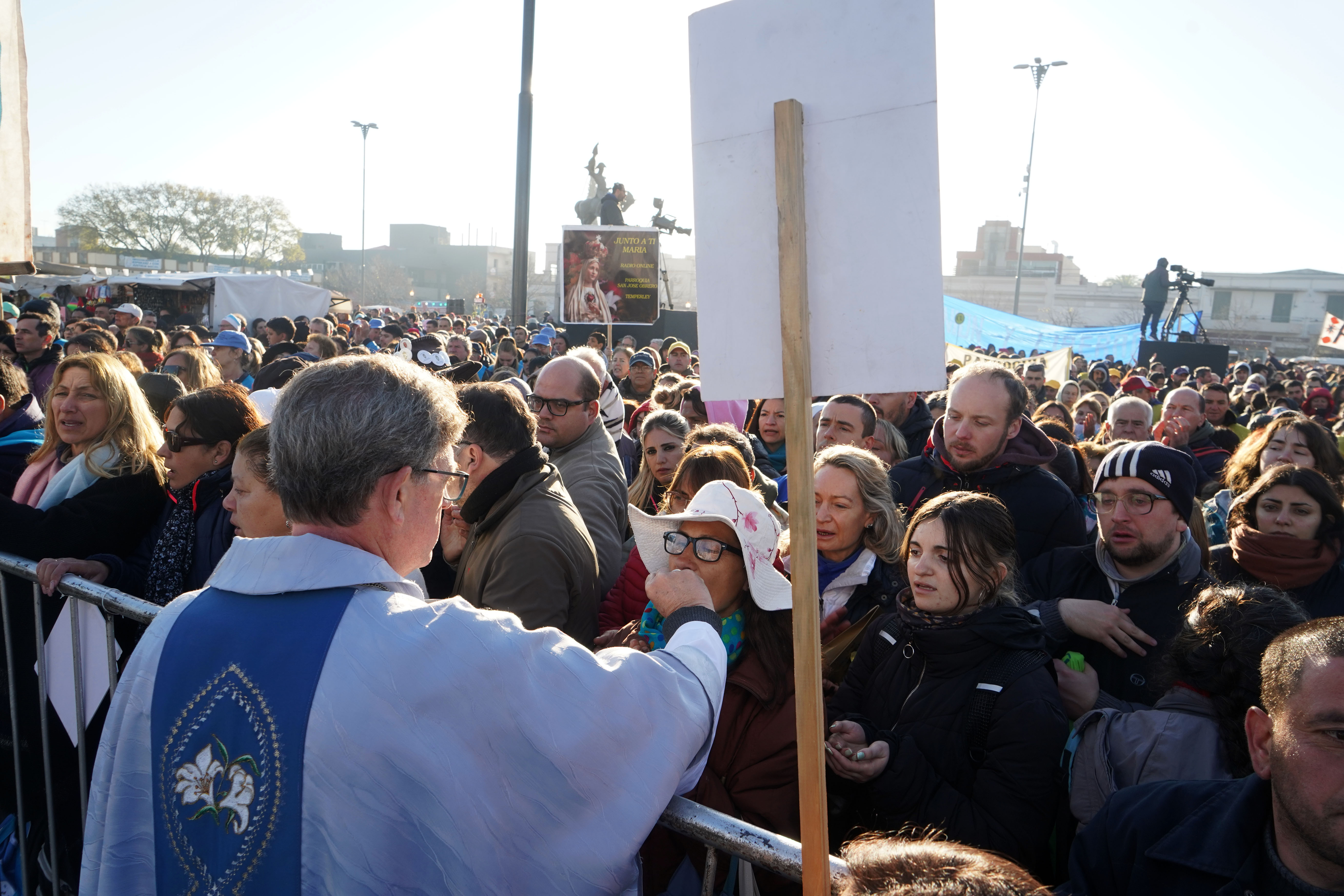 01-10-2023_el_arzobispo_de_buenos_aires-1-728x485