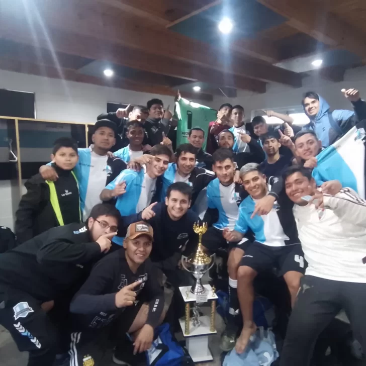 Nocheros de Las Heras jugará el Regional bajo la dirección de Rosana Moreira Nocheros de Las Heras jugará el Regional bajo la dirección de Rosana Moreira