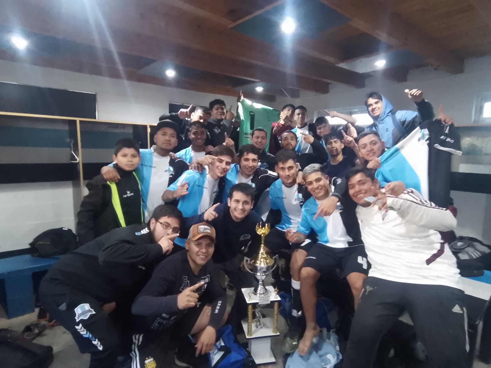 Nocheros de Las Heras jugará el Regional bajo la dirección de Rosana Moreira Nocheros de Las Heras jugará el Regional bajo la dirección de Rosana Moreira