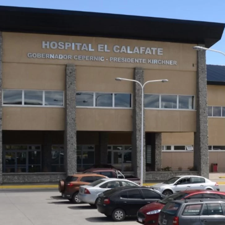 Un paciente del Hospital Samic escapó con un vehículo oficial, quiso atentar contra su vida y amenazó con un cuchillo a los policías que intentaban ayudarlo
