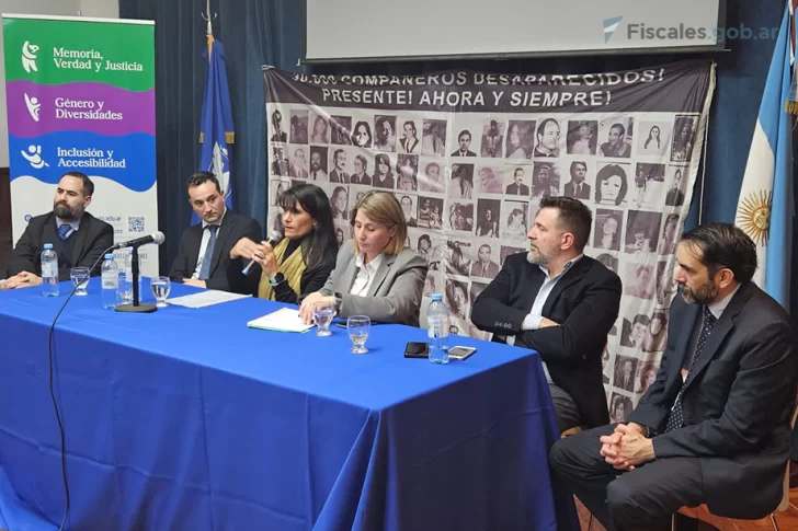 Mesa-de-Discusion-Institucional-y-Social-728x485
