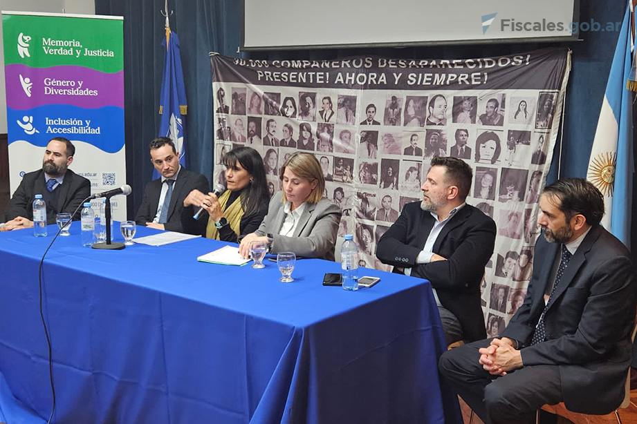 Mesa-de-Discusion-Institucional-y-Social-728x485
