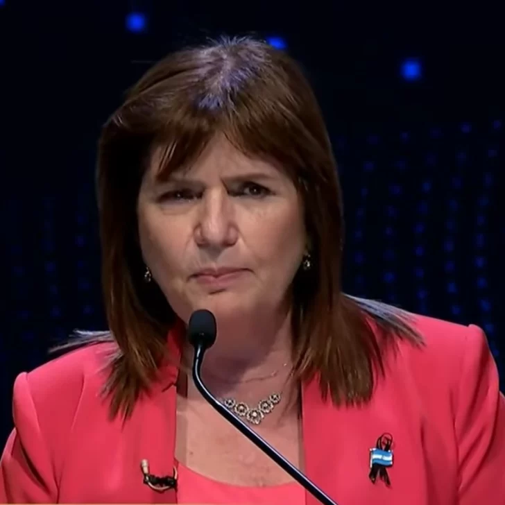 Patricia Bullrich dará una conferencia de prensa al mediodía