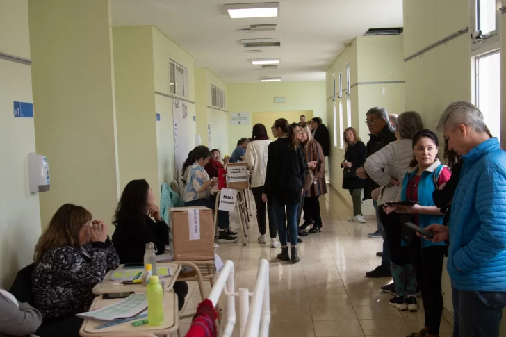 Tras cambio en el lugar y horario de votación, la UNPA-UARG elige sus próximas autoridades