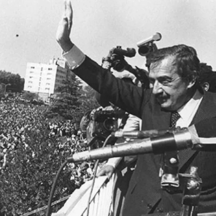 La UCR celebra los 40 años del triunfo de Raúl Alfonsín con actos en todo el país