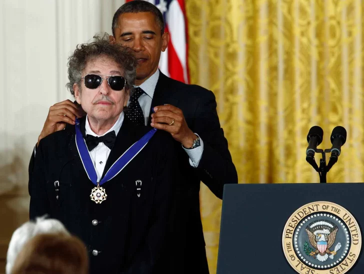 bob-dylan-nobel-728x548
